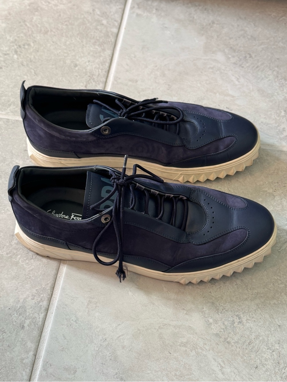 SALVATORE FERRAGAMO AARON  Dark Blue Men sneakers size 11 EUC